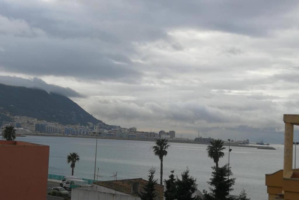 Апартаменты Duplex Con Vistas Al Mar Ла-Линеа-де-ла-Консепсьон Экстерьер фото