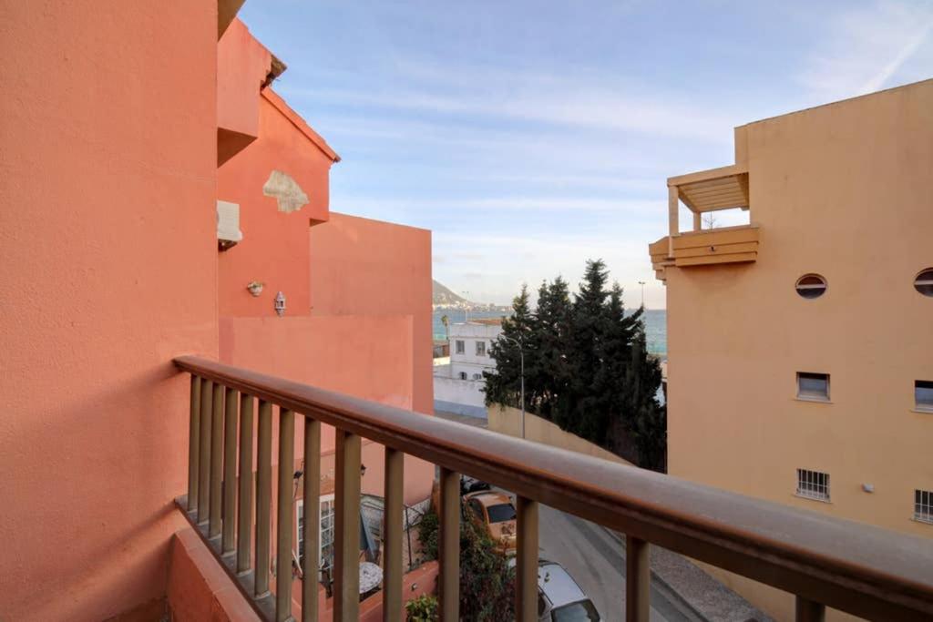 Апартаменты Duplex Con Vistas Al Mar Ла-Линеа-де-ла-Консепсьон Экстерьер фото
